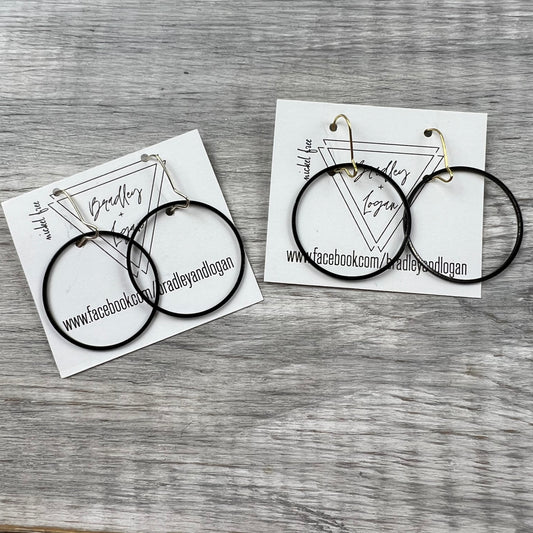 Minimalistic Circle Earrings