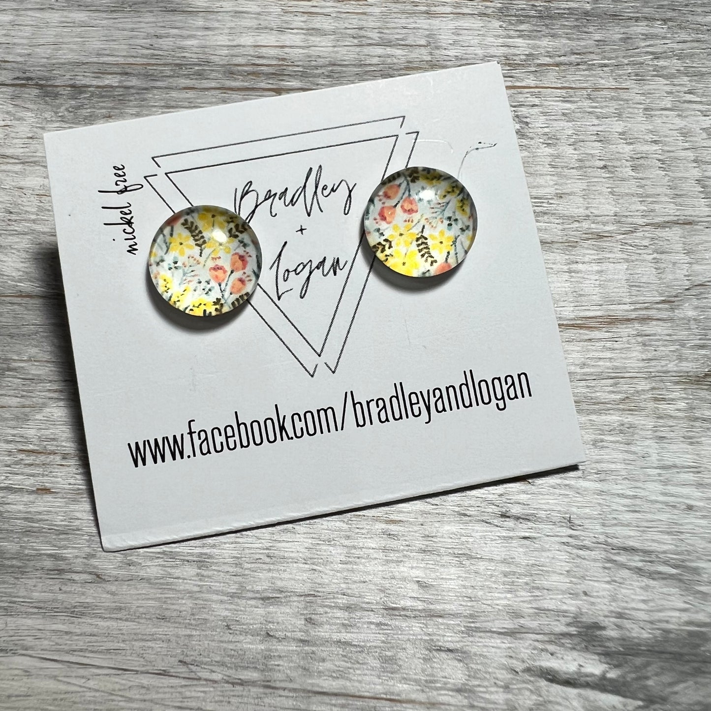 Floral Pattern Earrings (studs)