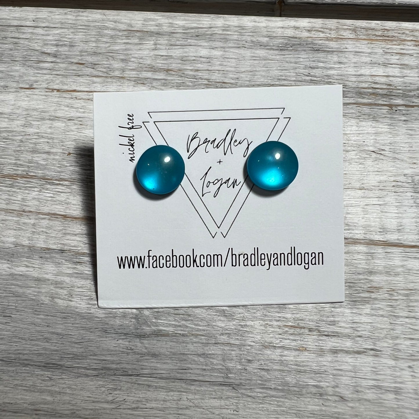 Dainty Dot Earrings (studs)