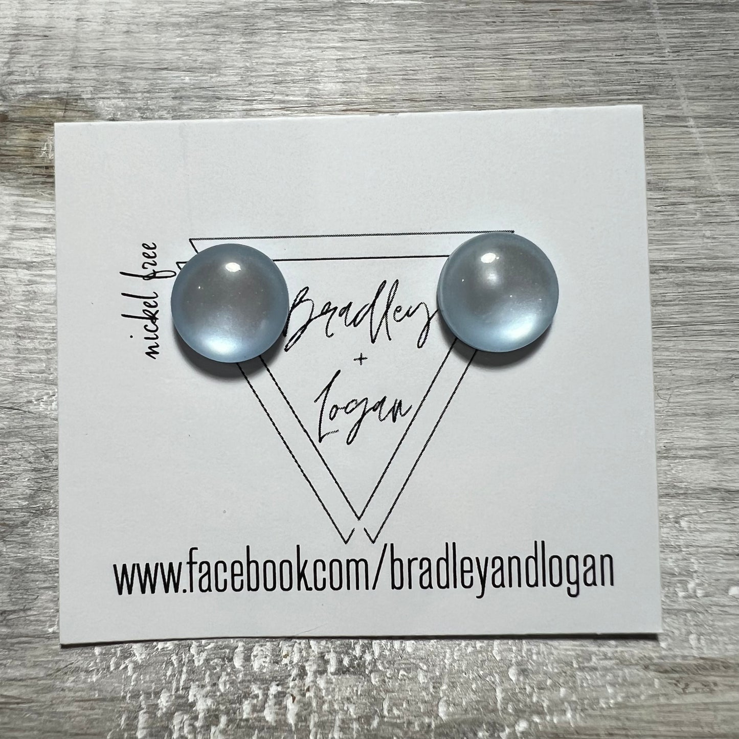 Dainty Dot Earrings (studs)