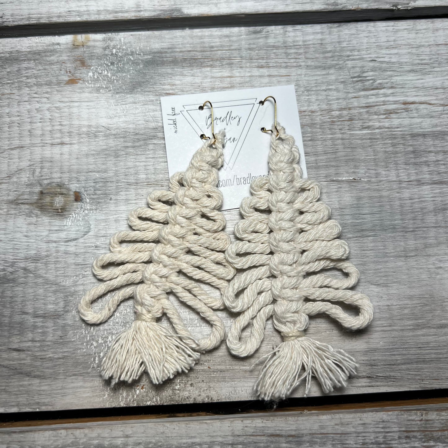 Macrame Christmas Tree Earrings